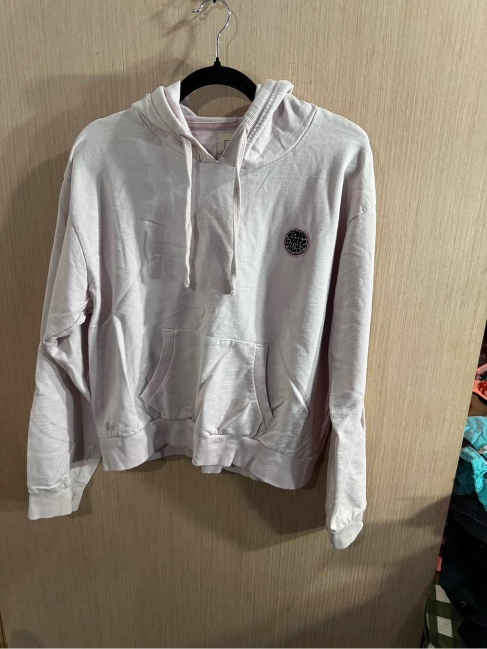 Rip Curl Light Pink Cropped Hoodie with Small Chest Patch Size Medium